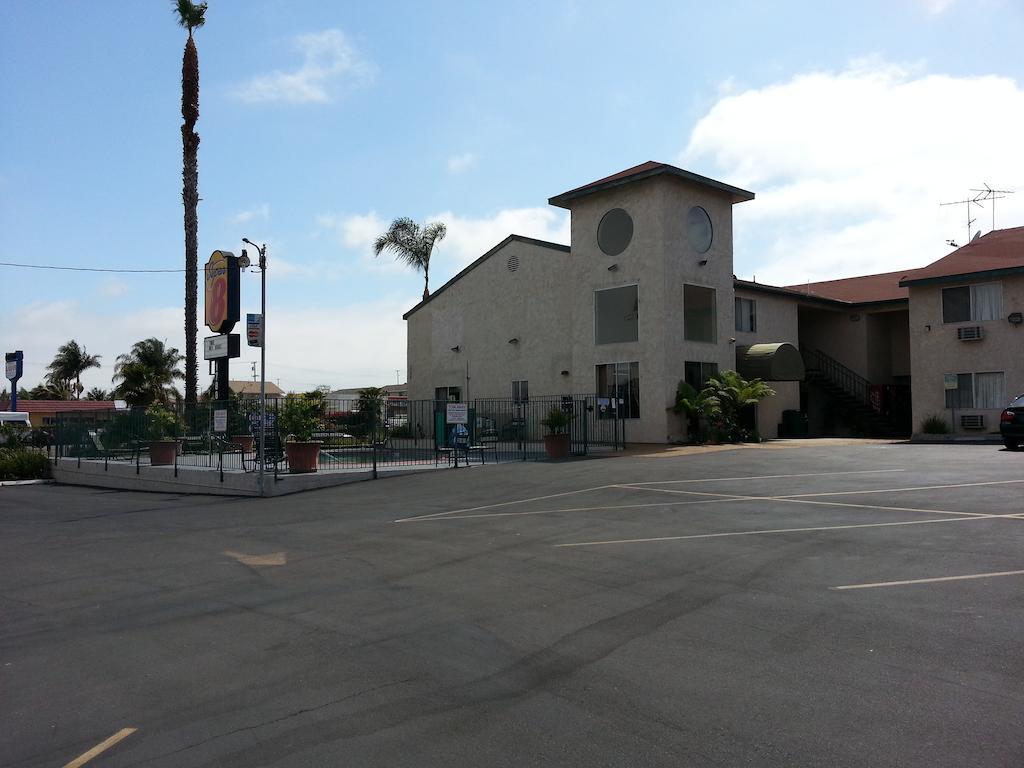 Super 8 By Wyndham San Diego/Imperial Beach Buitenkant foto