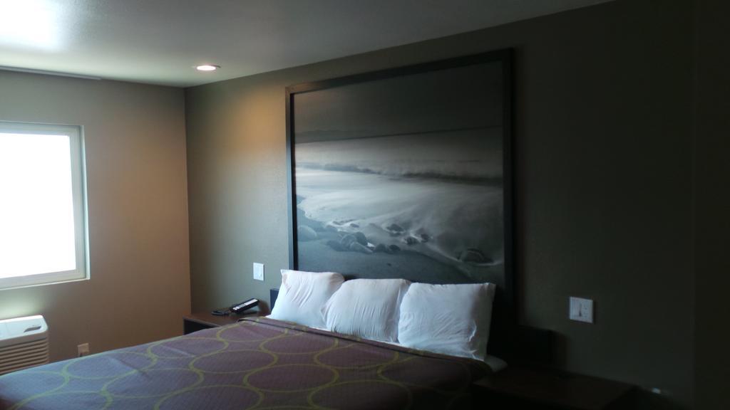 Super 8 By Wyndham San Diego/Imperial Beach Buitenkant foto