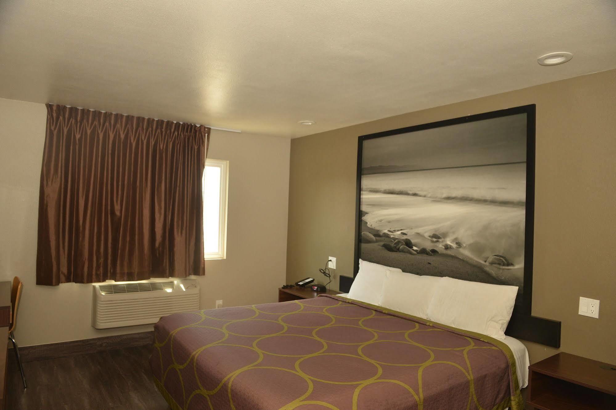 Super 8 By Wyndham San Diego/Imperial Beach Buitenkant foto